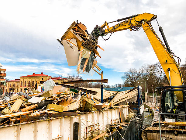 Best Garage Cleanout Services  in Valmeyer, IL